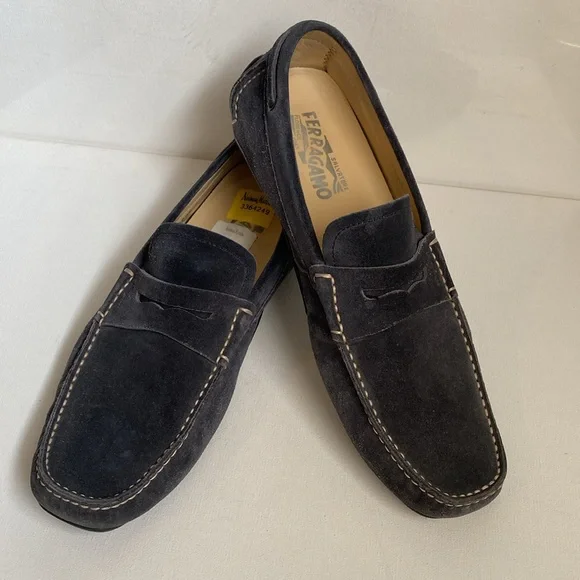 Authentic Ferragamo Driving Moccasin Penny Loafer in blue suede Size 9 m_66cf7f390a60d5f3db593649.jpg main image 4